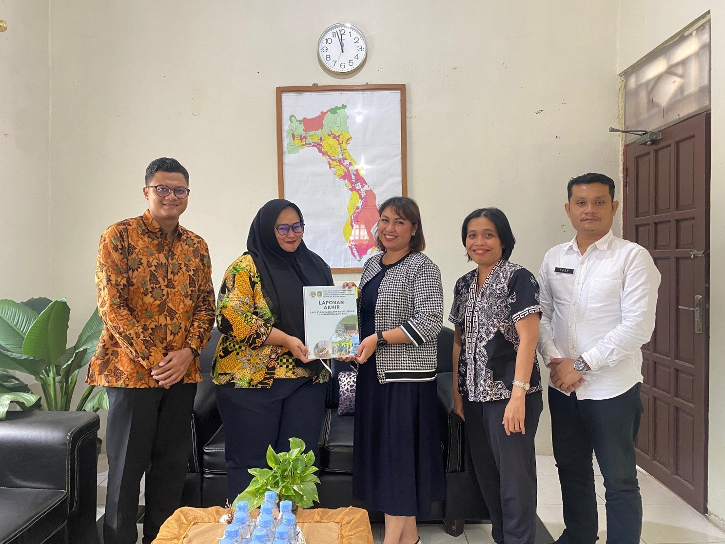 Kantor Pertanahan Kabupaten Katingan Terima Laporan Akhir Kegiatan Fasilitasi Pendampingan Usaha Tahun 2025